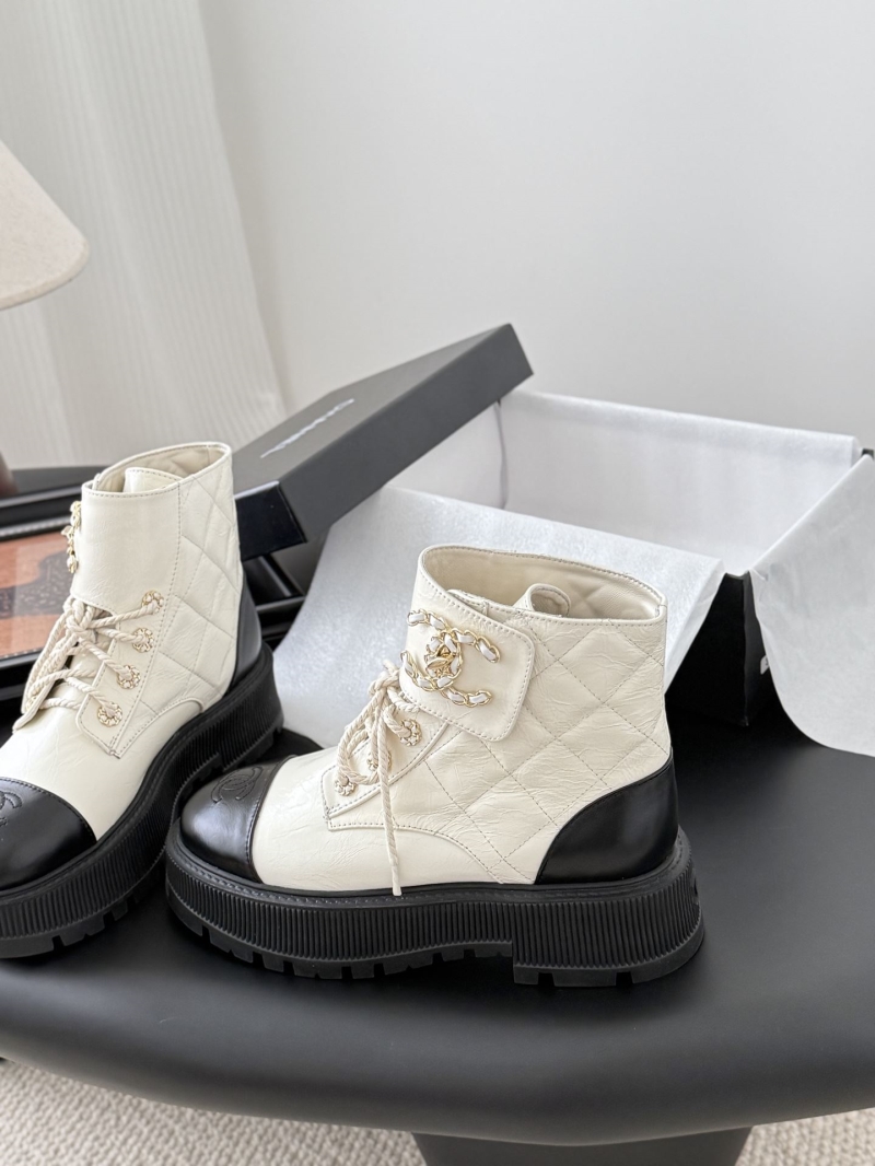 Ch**el boots